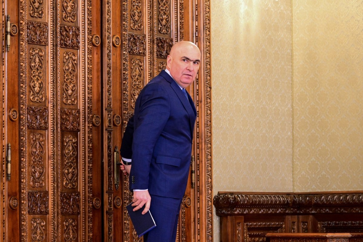 AUR, un nou atac la adresa premierului. „Ilie Bolojan a îndatorat fiecare român cu 12.000 de euro când lucra la Finanțe!”