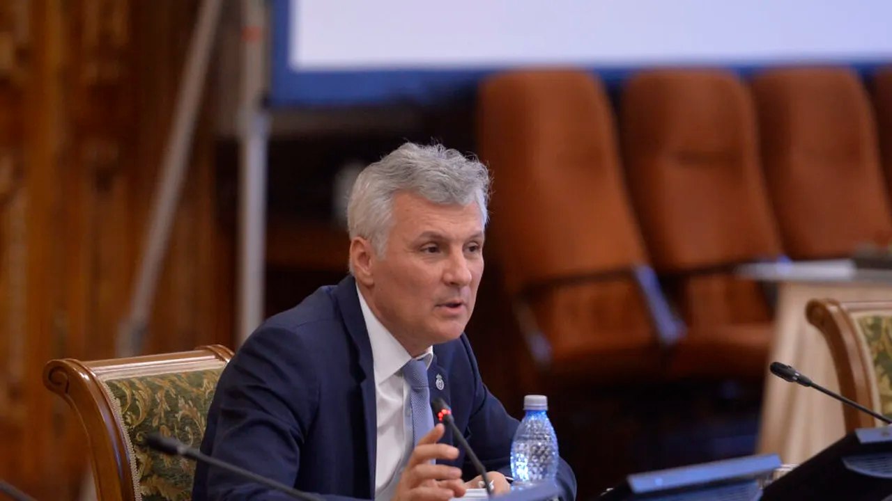 Un senator PSD îl atacă pe Bolojan, după declarațiile despre riscul de faliment al României: „Extrem de dăunătoare pentru economie”