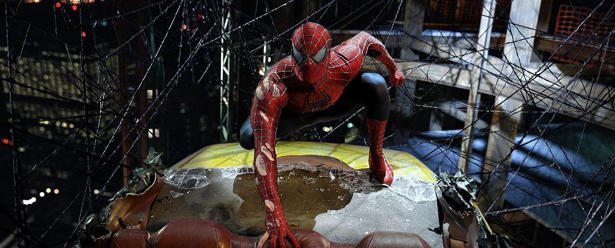 Costumul purtat de Tobey Maguire în Spider-Man e scos la licitație