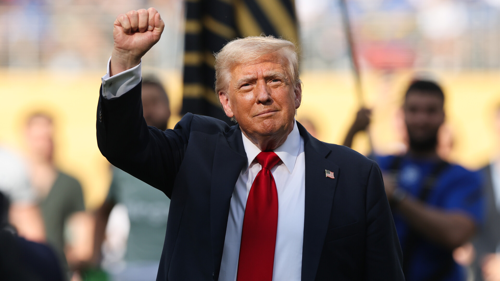 Trump impune tarife de 250% pentru produsele farmaceutice