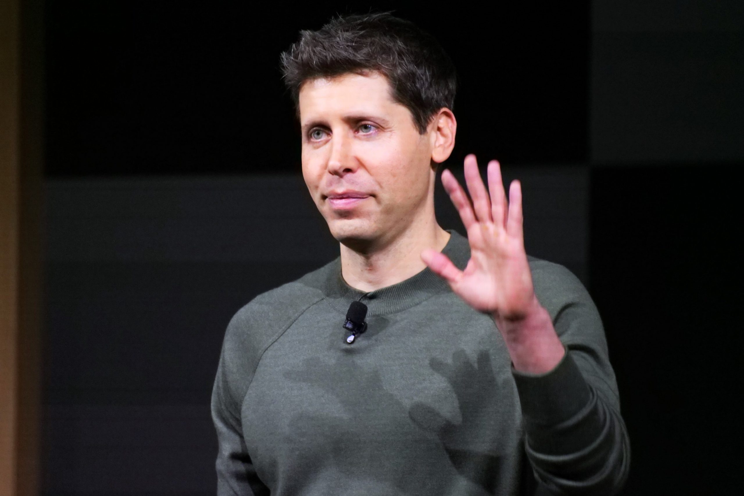 Sam Altman spune că nu se gândește prea mult la Elon Musk