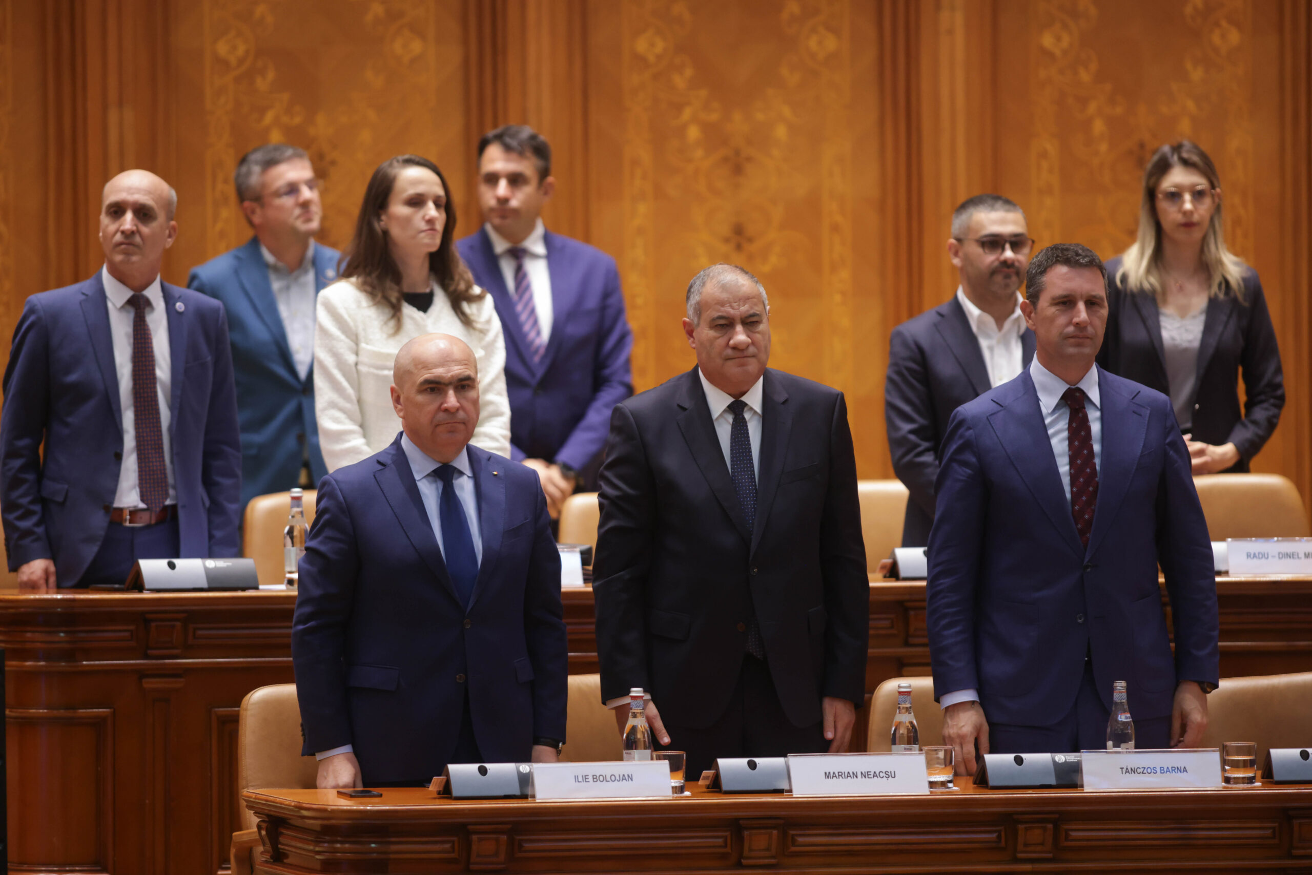 Cum ar putea fi afectat Guvernul Bolojan de o decizie nefavorabila a CCR pe tema măsurilor fiscale