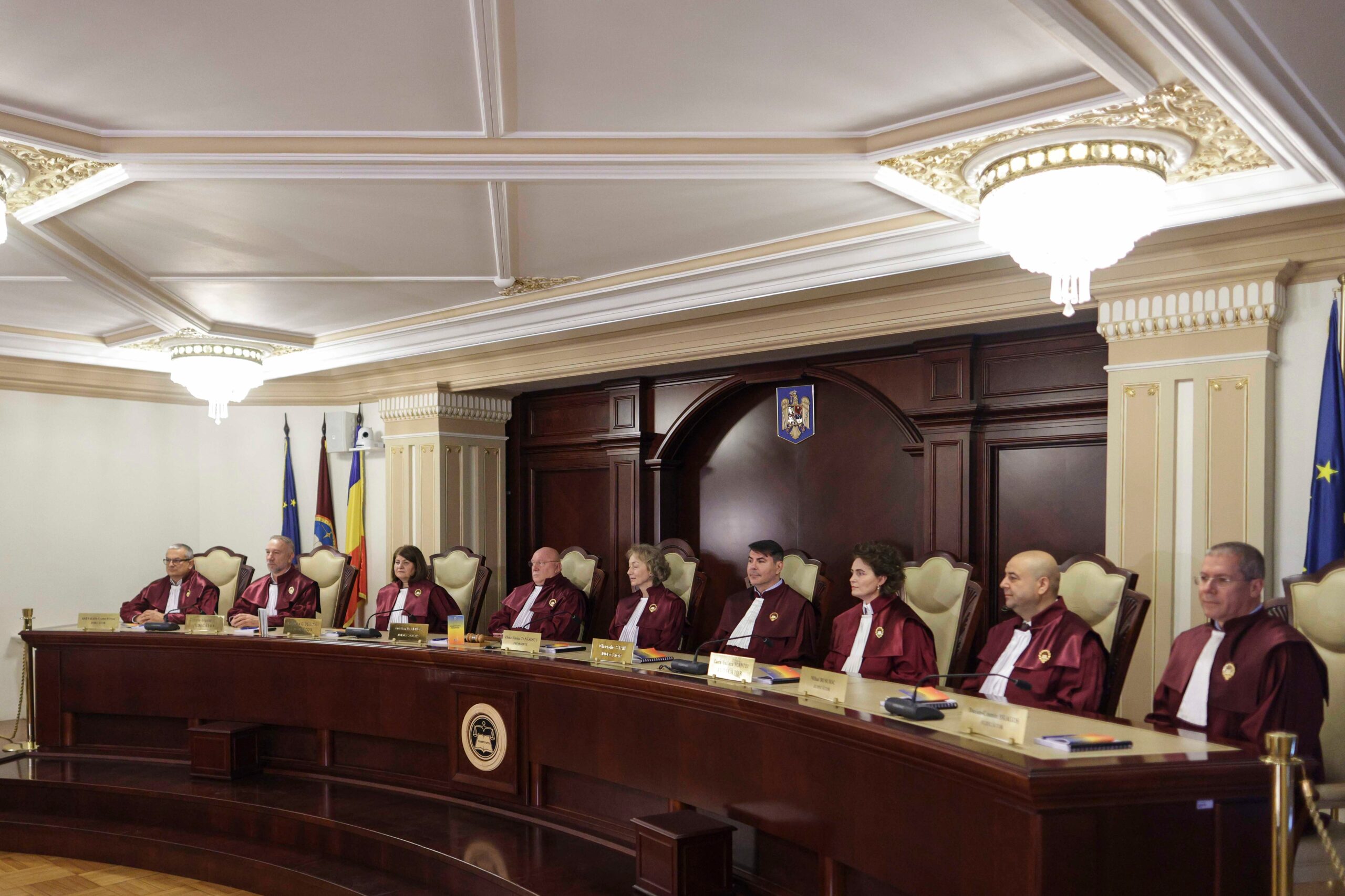 Nicuşor Dan: „Nu cred că se poate vorbi de influenţe la nivelul CCR. Judecătorii Curții trăiesc în mijlocul societăţii”