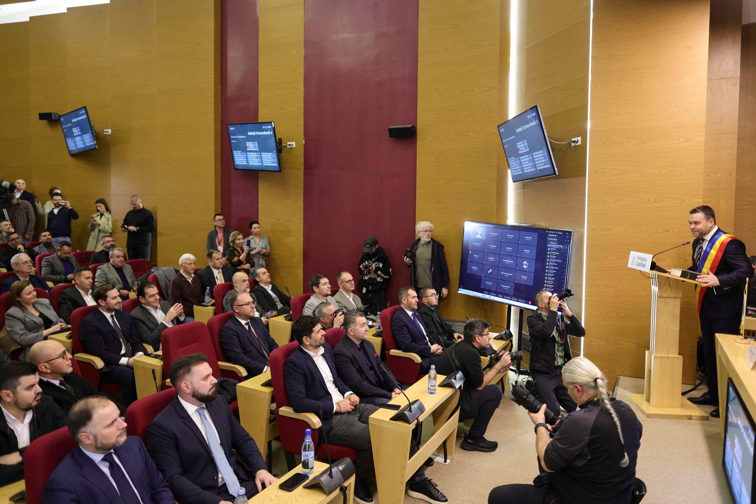 SURSE Luptă pentru putere în Consiliul General. Ciprian Ciucu, la un pas de majoritate, după un compromis cu PMP