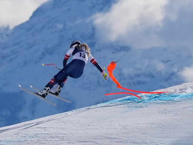 Oficialii Jocurilor Olimpice au reacționat, după accidentul grav al lui Lindsey Vonn. Sportiva a fost luată cu elicopterul