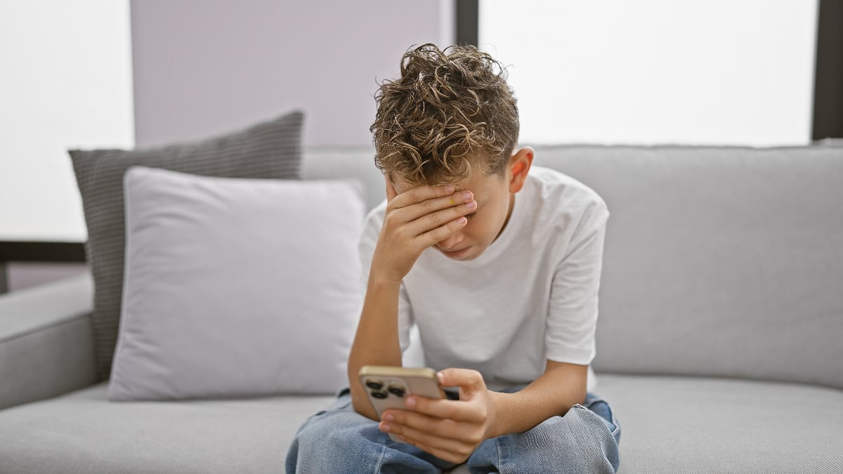 Nu sunt mai slabi, doar mai sinceri: adevărul despre Generația Z