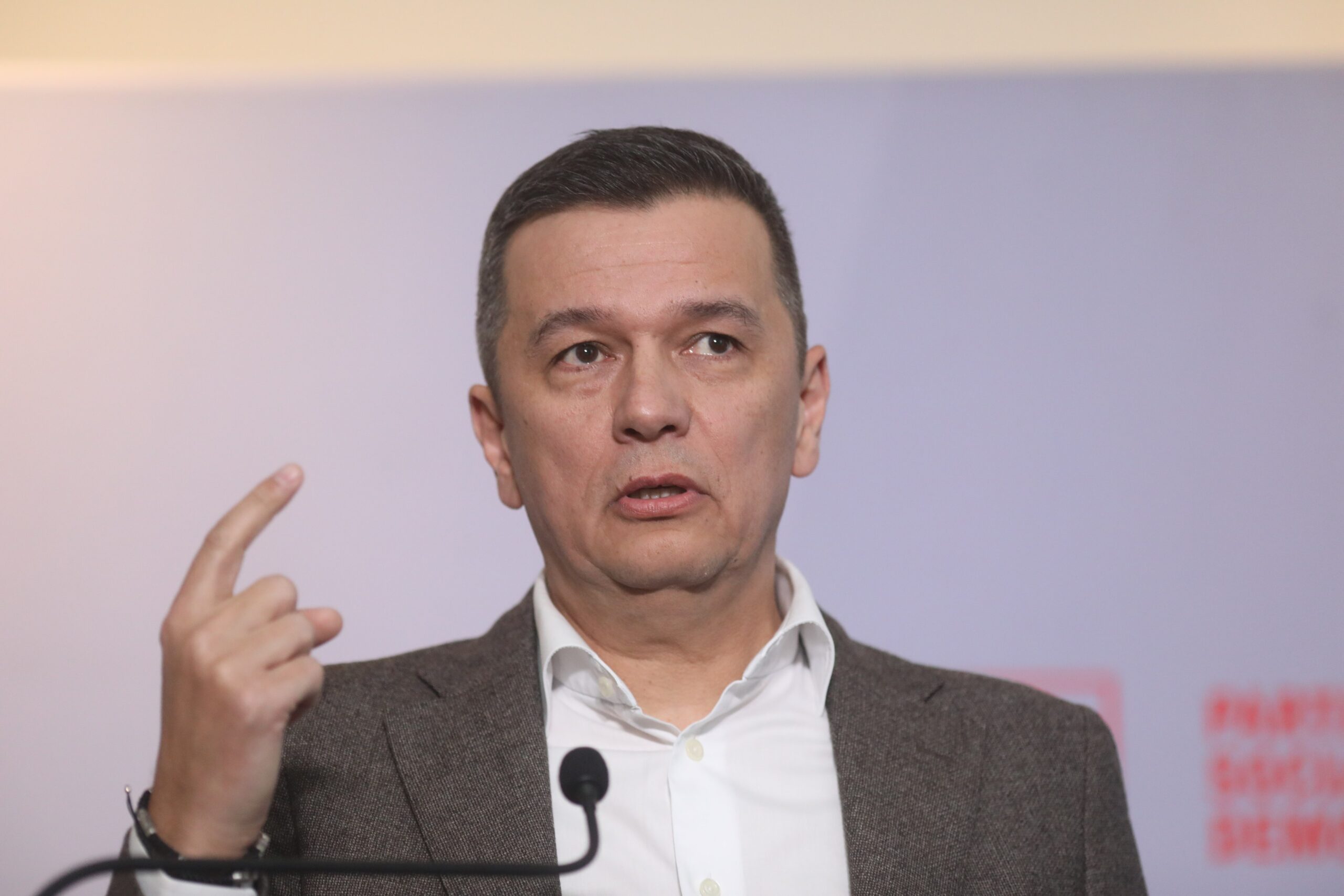Grindeanu, după declarațiile lui Bolojan privind problemele proiectului de la Doicești: „Încearcă să arunce în aer parteneriatul strategic cu SUA”