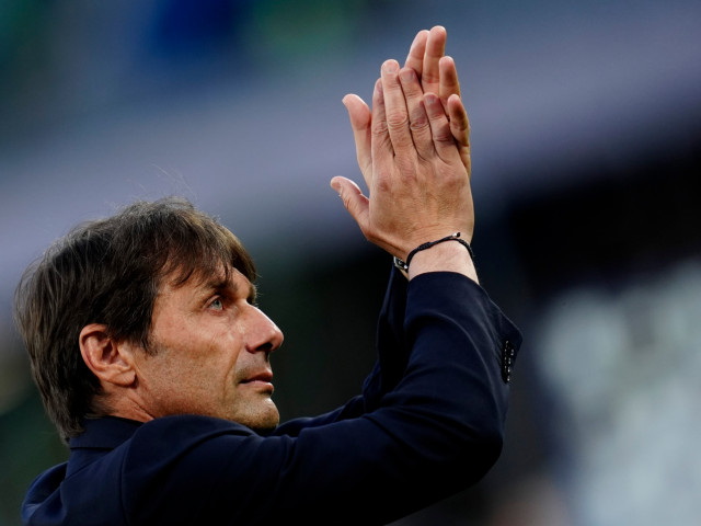Antonio Conte, OUT de la Napoli!