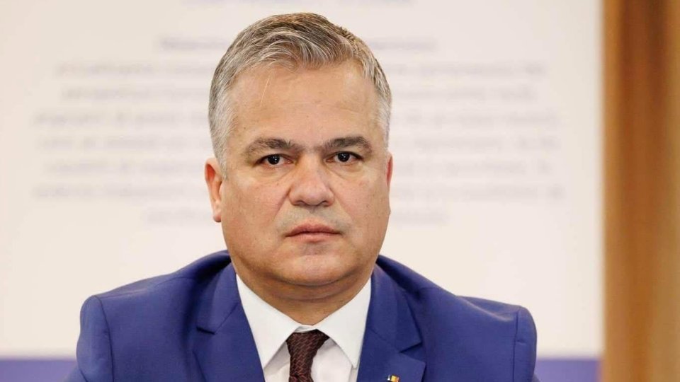 Adrian Veștea amână depunerea listei de miniștri în Parlament pe fondul lipsei unei majorități clare