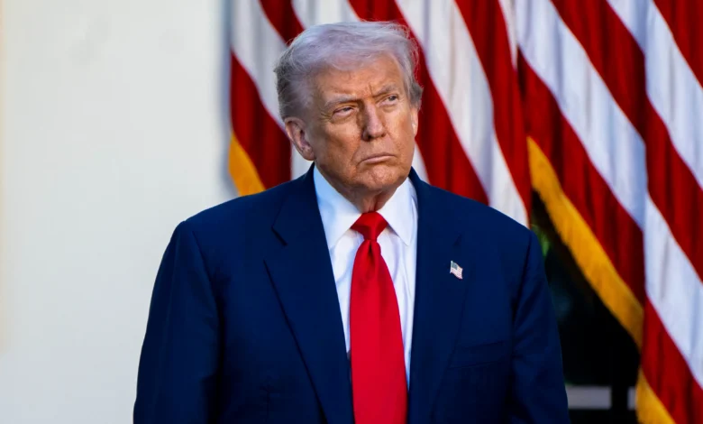 Trump cere reducerea imediată a prețurilor la benzină și amenință distribuitorii cu sancțiuni