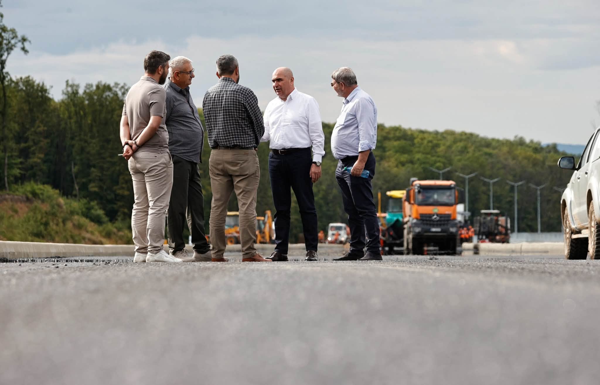 Premierul Ilie Bolojan a verificat șantierul Autostrăzii Transilvania. Când se va circula pe cei 40 de km între Cluj și Zalău