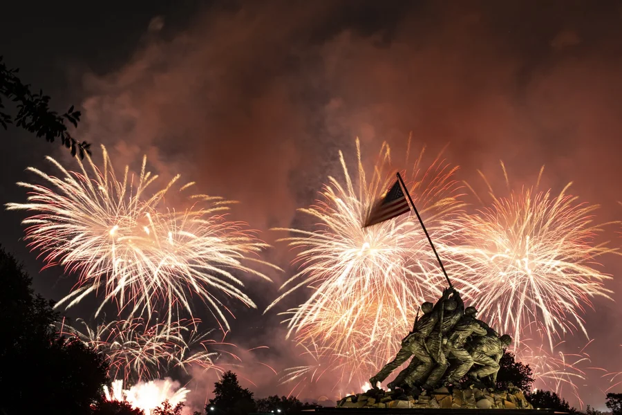Statele Unite ar putea intra în Cartea Recordurilor pentru cel mai mare foc de artificii din istorie, la aniversarea a 250 de ani de Independență