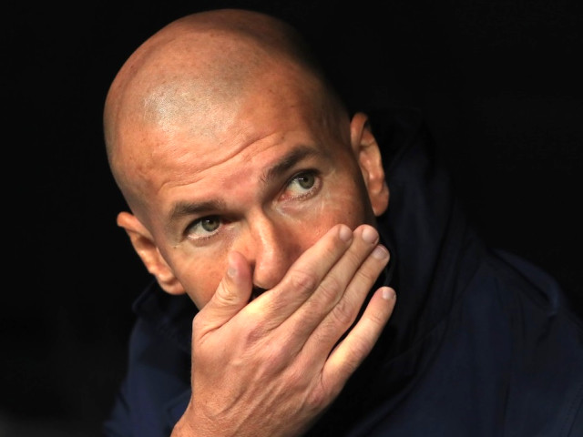 Fără precedent! Așteptat pe banca Franței, Zinedine Zidane vrea să semneze pe opt ani