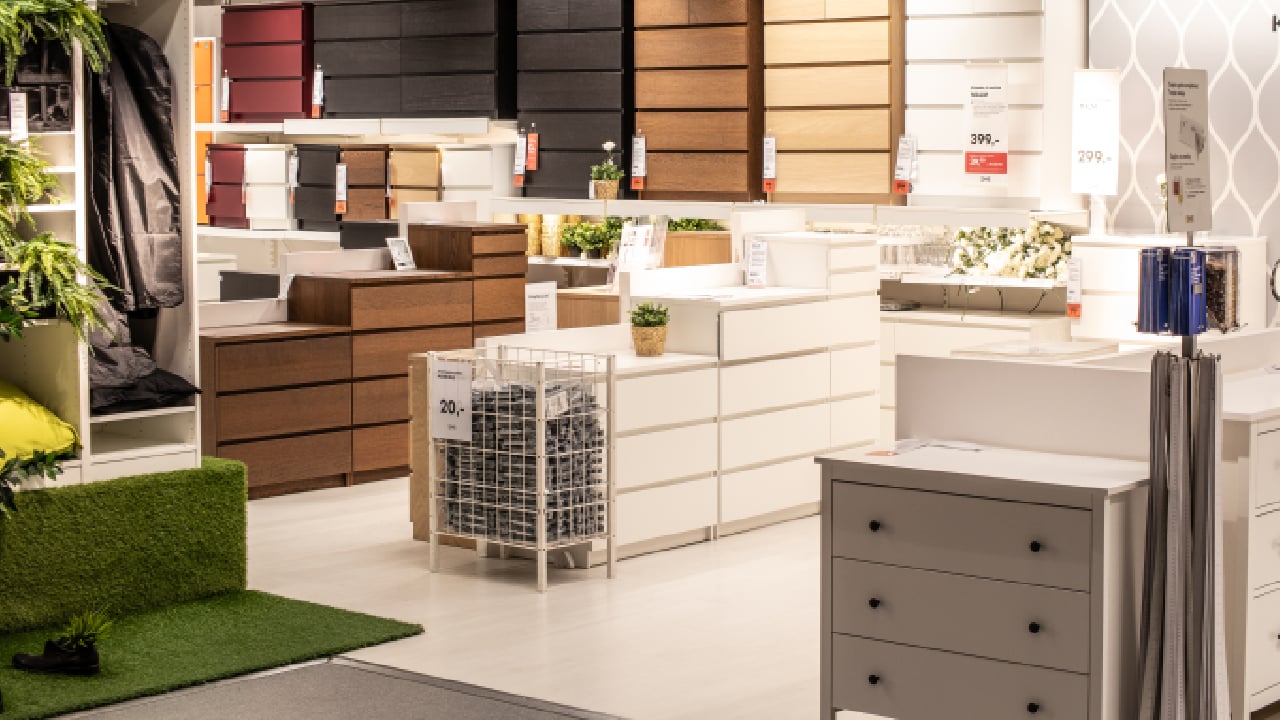 Ikea scoate la pensie o gamă clasică de mobilier, cu zeci de produse, prezentă pe piață de peste 24 de ani
