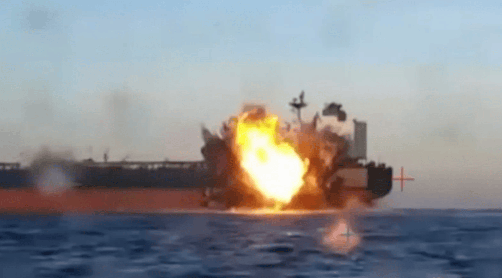 Un petrolier încărcat cu GPL a explodat în Marea Neagră