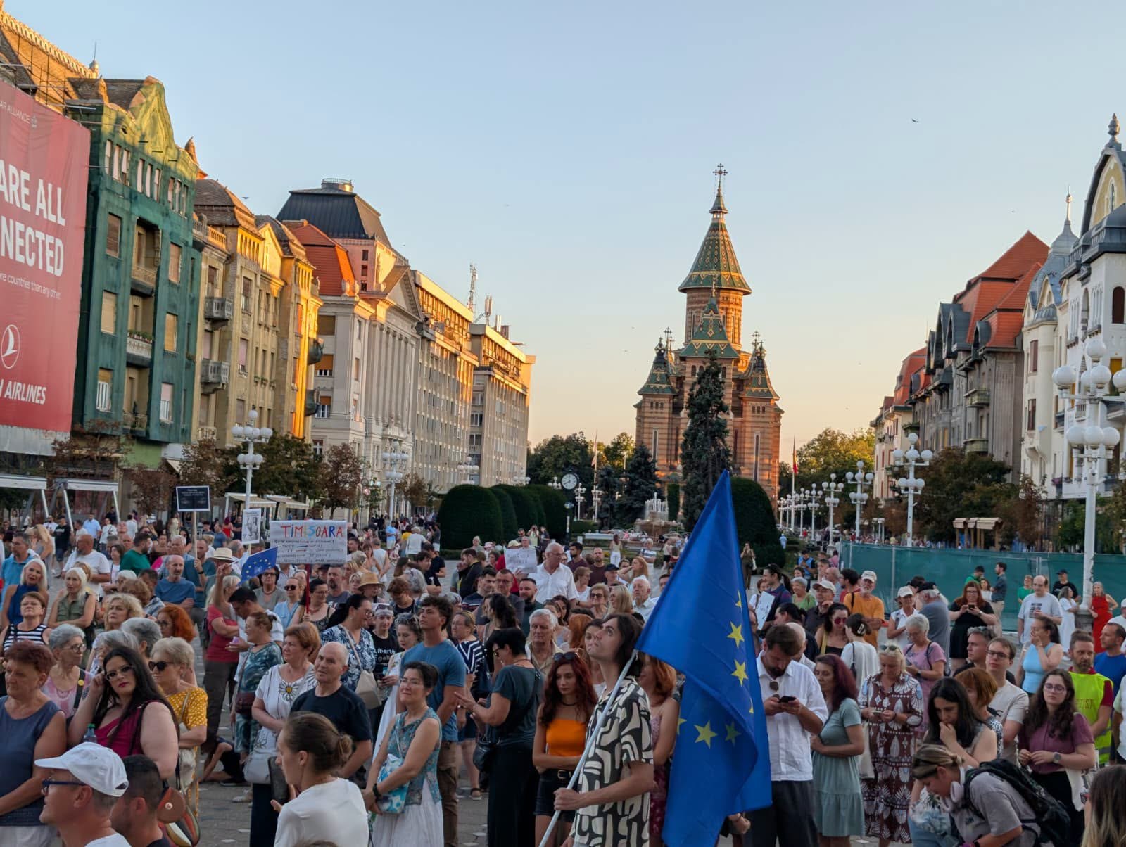 „Mafia sistemului vrea să ne retragem”. Fritz, mesaj pentru timișorenii care au ieșit în stradă să-l susțină