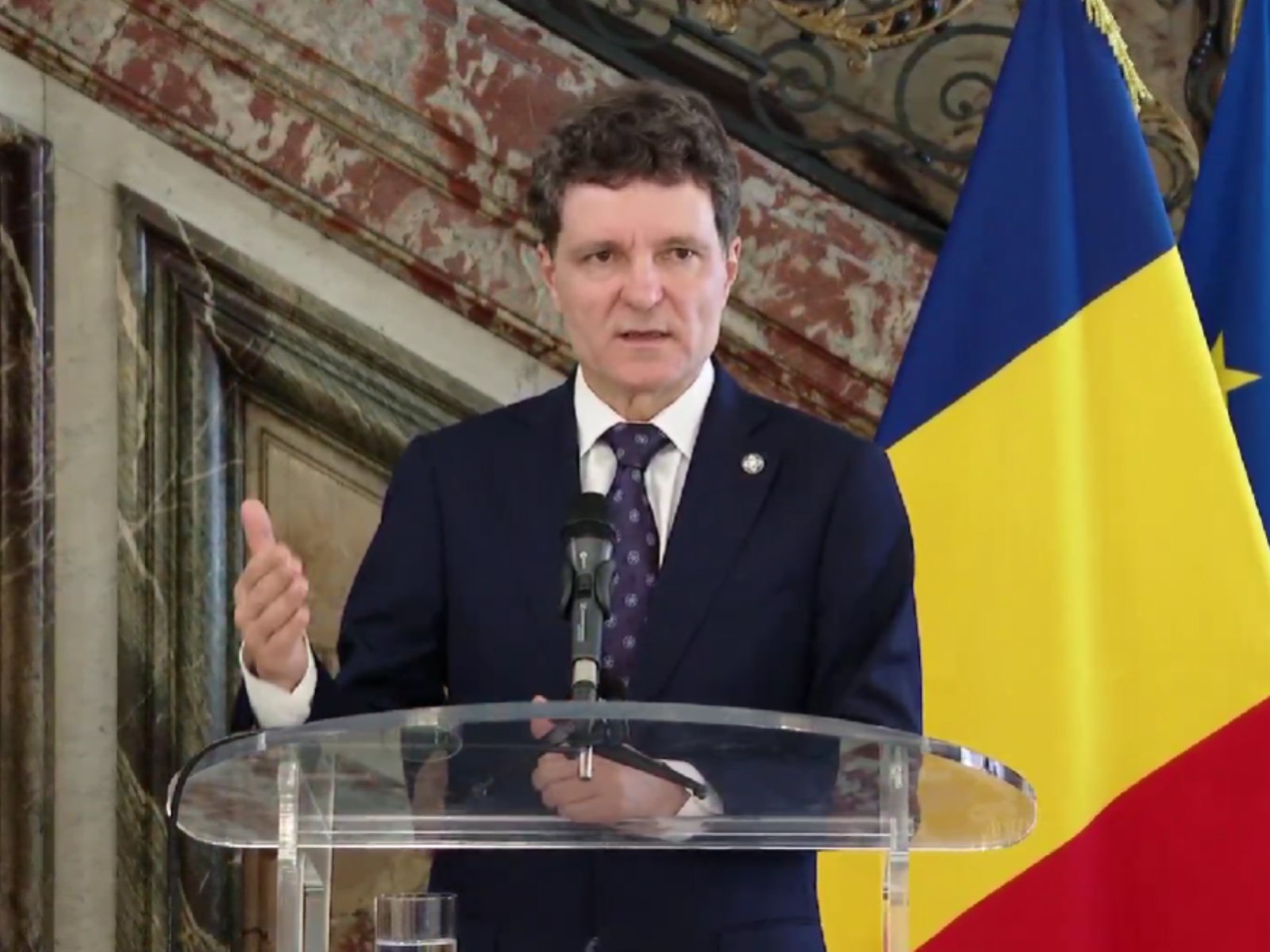 Nicușor Dan a promulgat legile necesare pentru jaloanele din PNRR și ratificarea Acordului SAFE: „Accesul României la fonduri europene majore rămâne garantat”