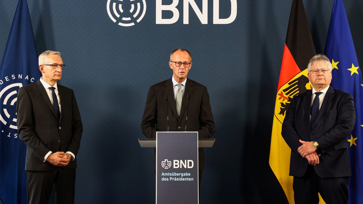 Merz vrea să le dea spionilor germani puteri fără precedent pentru a contracara amenințările Rusiei. Reforma prevede inclusiv atacuri cibernetice, sabotaj și utilizarea A.I.