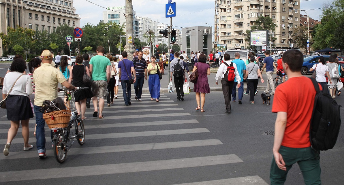 Peste jumătate dintre români nu fac mișcare