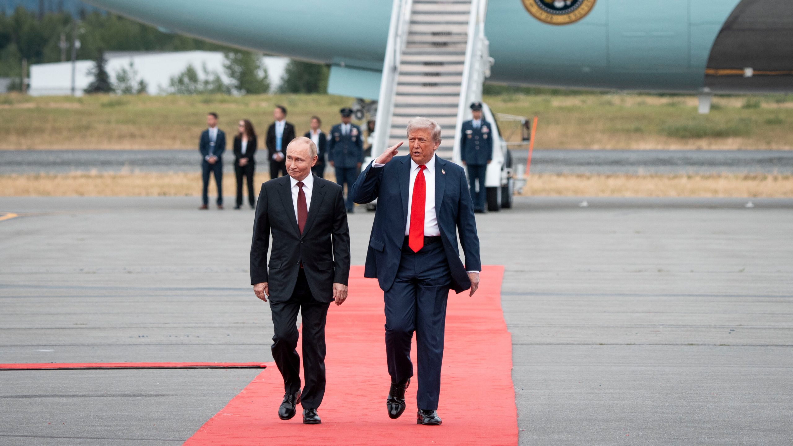 Directorul CIA, Ratcliffe, a propus un summit Trump-Putin-Zelenski în timpul întâlnirilor secrete de la Moscova