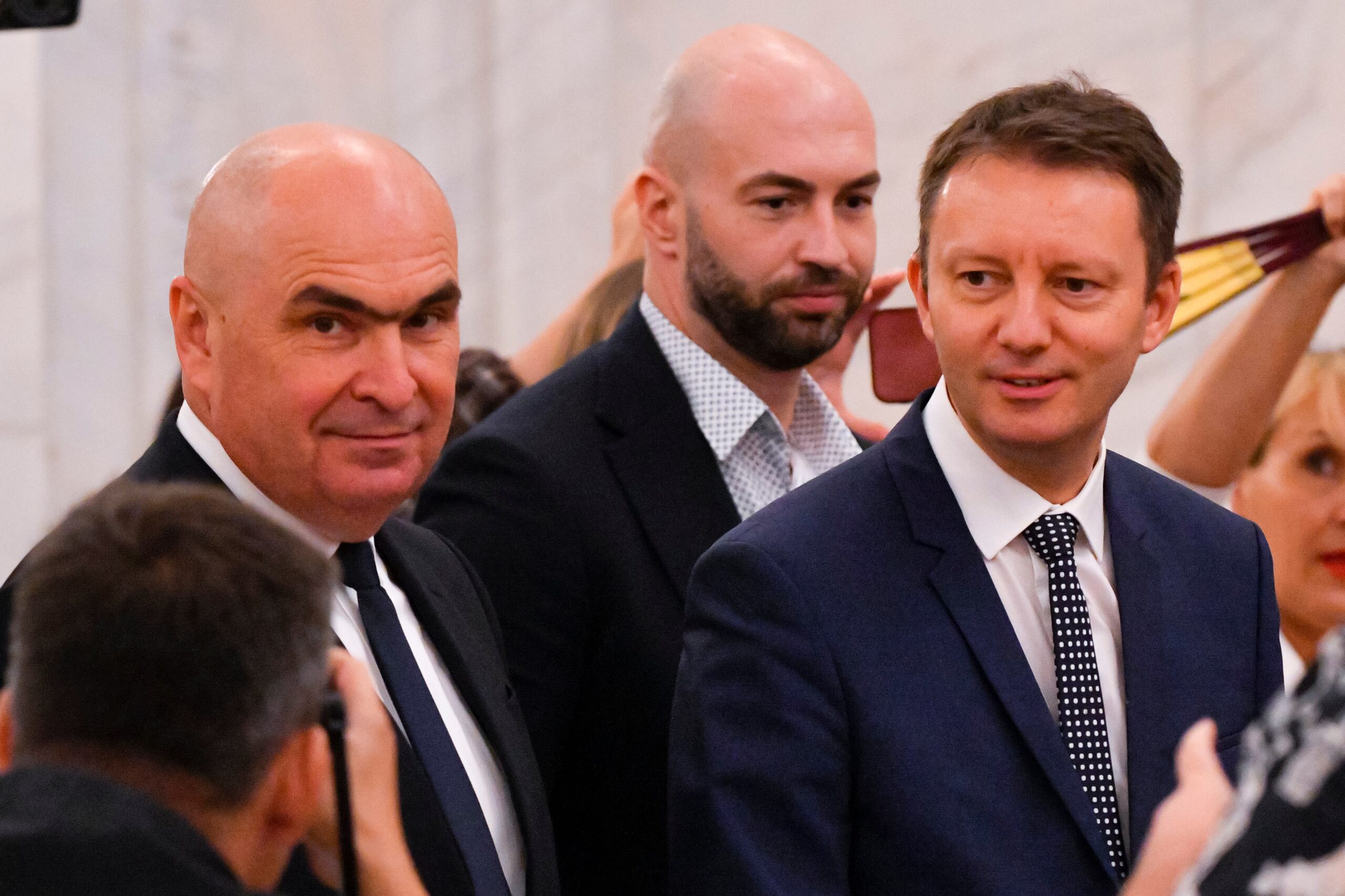 PNL acuză PSD că prelungește criza politică: „Decizia de a nu susține Guvernul Mureșan comportă riscuri pentru România”