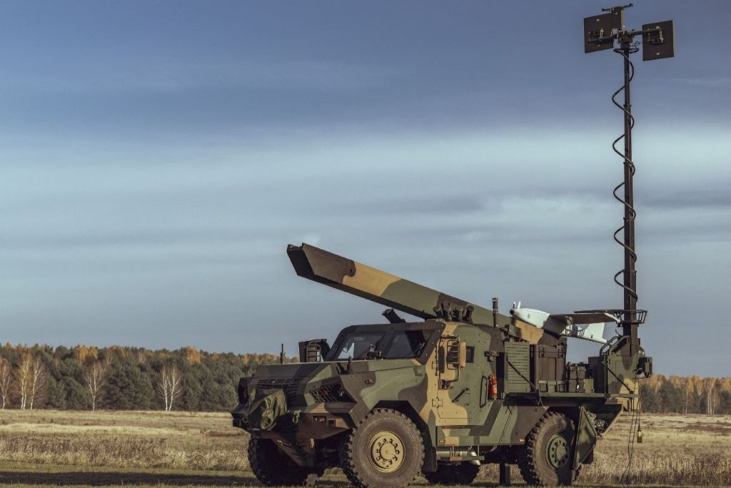 Se intensifică acțiunile de sabotaj din Europa. O companie de drone din Polonia, în flăcări. WB Group va produce şi pentru România drone