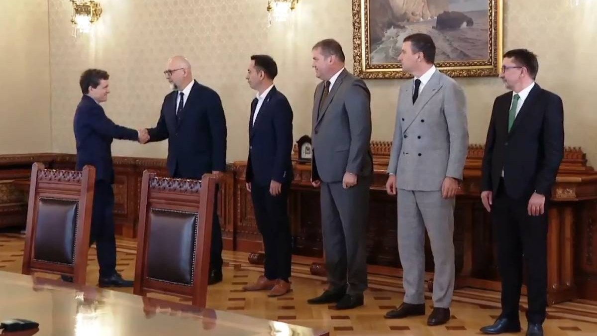Consultări la Cotroceni. Nicuşor Dan se întâlneşte, azi, cu liderii partidelor parlamentare pentru desemnarea premierului