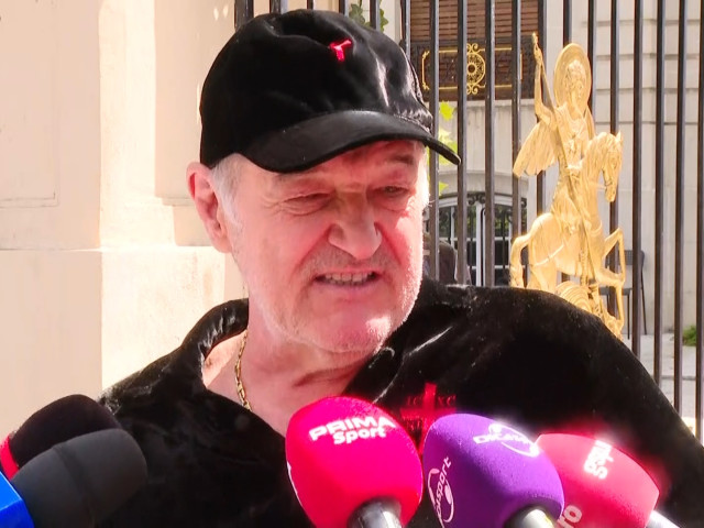 Gigi Becali l-a sunat pe avocat