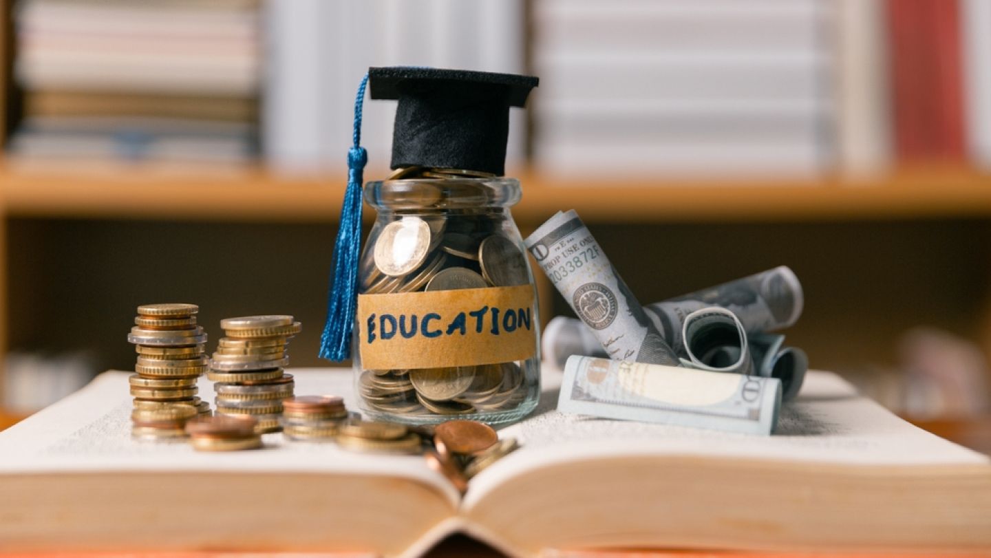 Cât valorează educația pentru economia României?