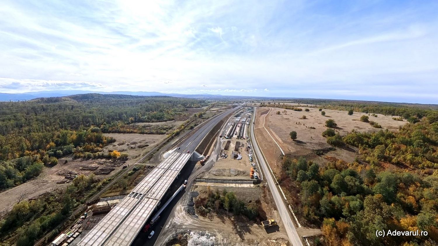 Programul Guvernului Luca Niculescu: 185 km de autostradă și drum expres până la finalul anului. Cât va măsura rețeaua națională în 2028