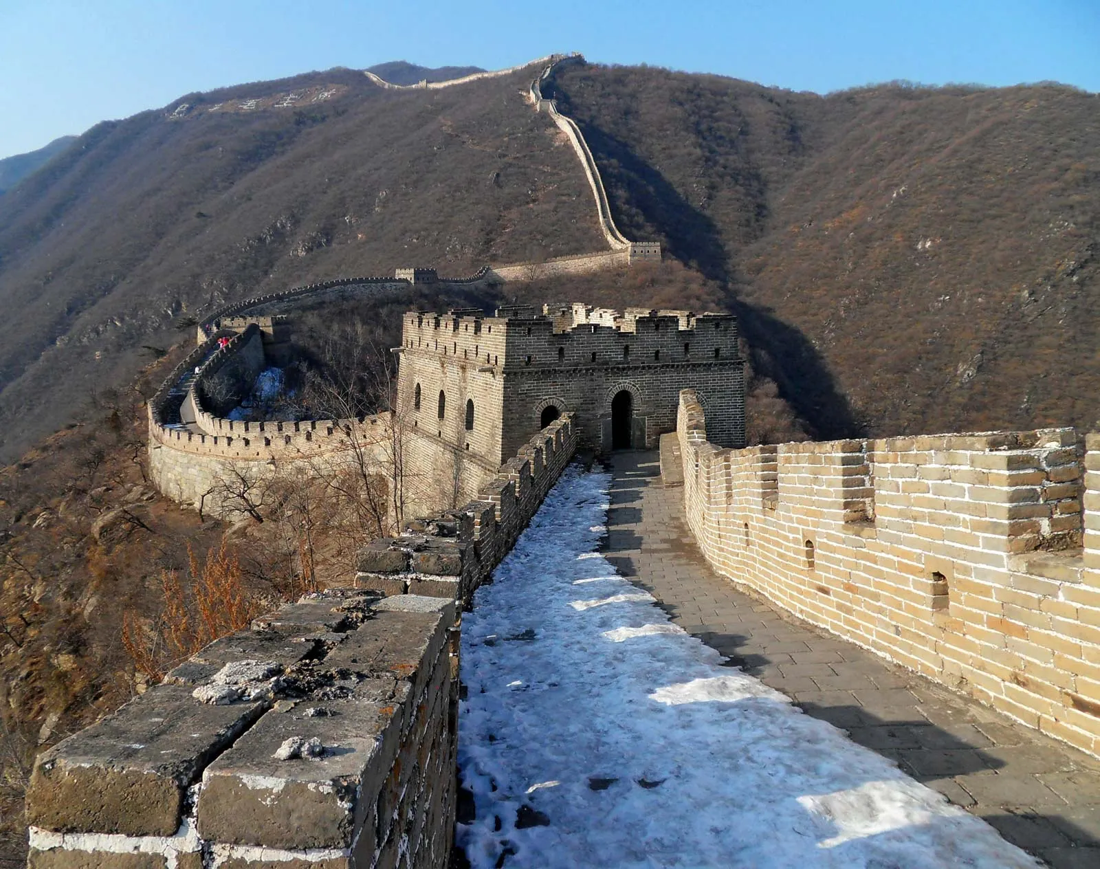 China, tot mai accesibilă pentru români