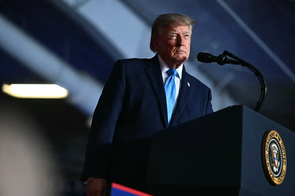 Trump aprobă prima execuție militară din SUA după 60 de ani